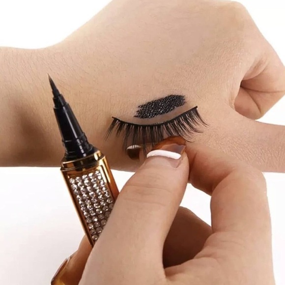 2 in 1 Black Eyeliner Lash Glue Bling Pen - Picture 9 of 10